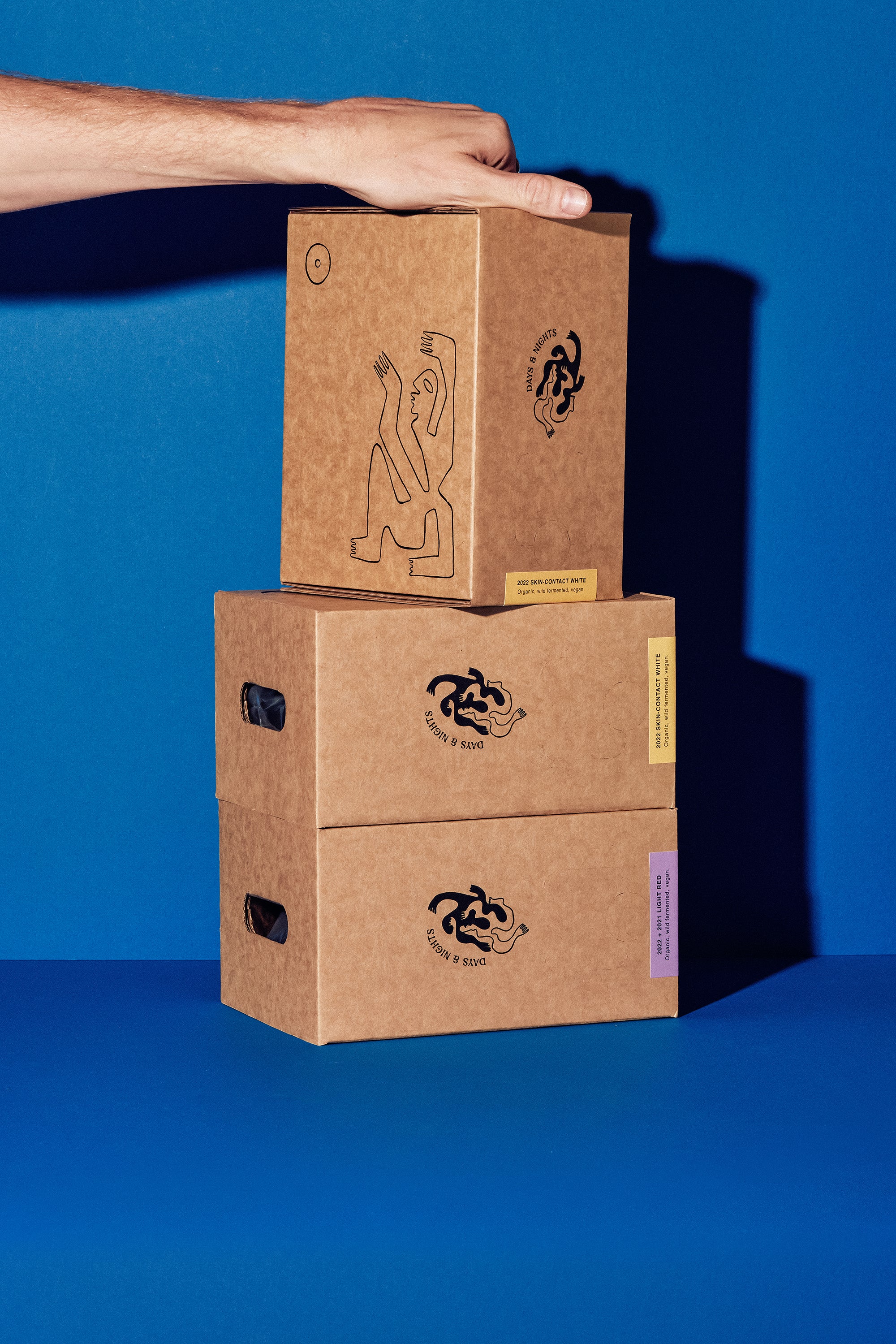 MOMENTOUS! bag-in-box subscription.