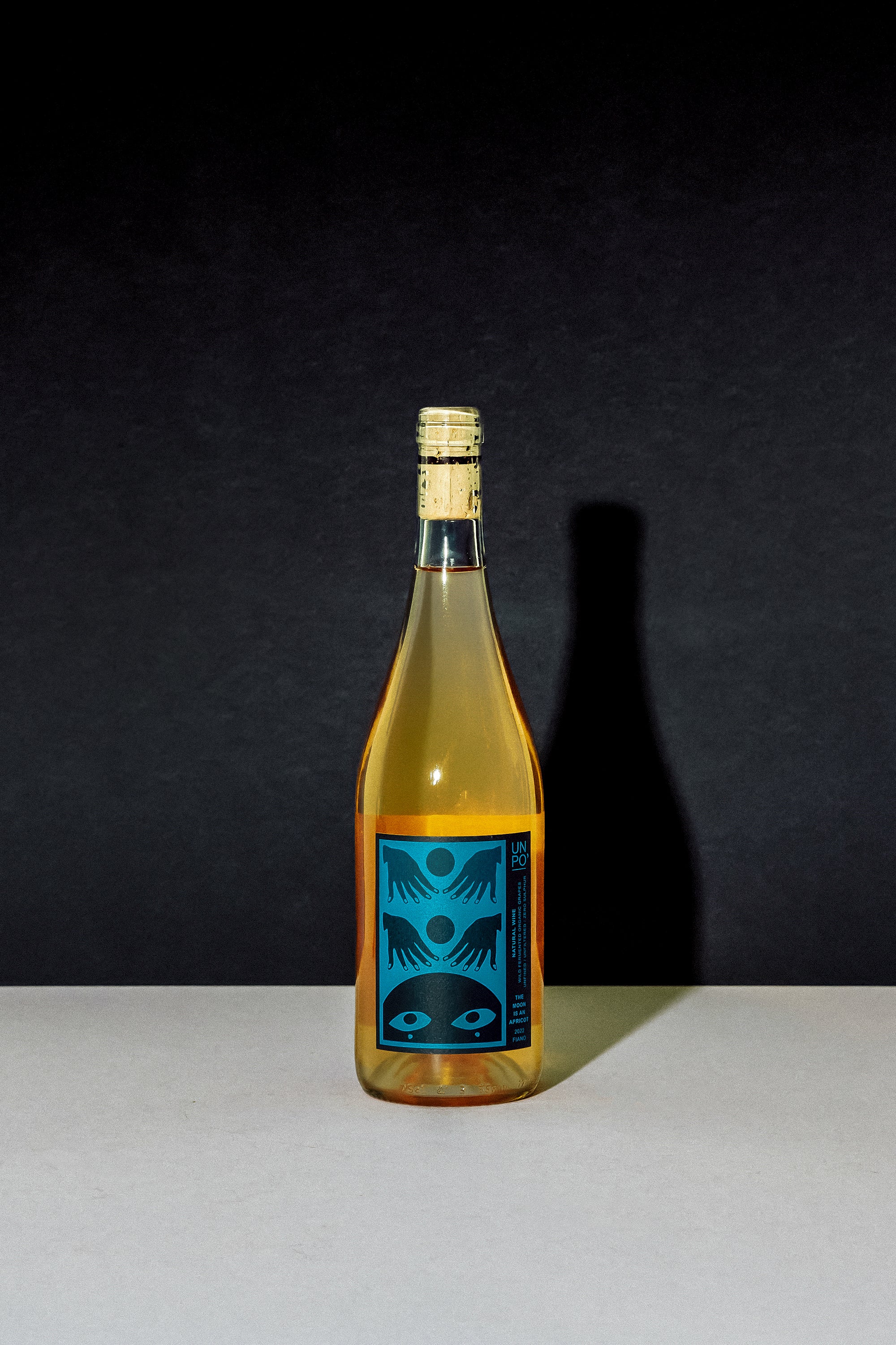 UN PO' → 2022 'The Moon Is An Apricot' Fiano.